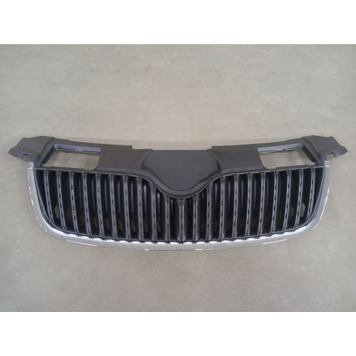 Решітка радіатора Skoda Fabia 2 2007-2010 (Tempest)
