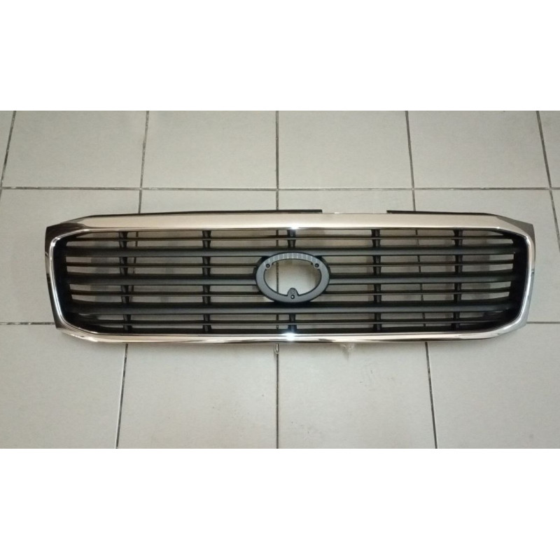 Решітка радіатора Toyota Land Cruiser 100 98-03 (Elit) 53111-60340