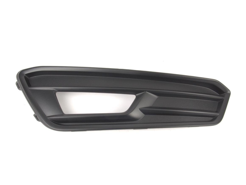 Решітка бампера права Ford Focus 3 15-18 з отвором (TW) F1EZ15266A
