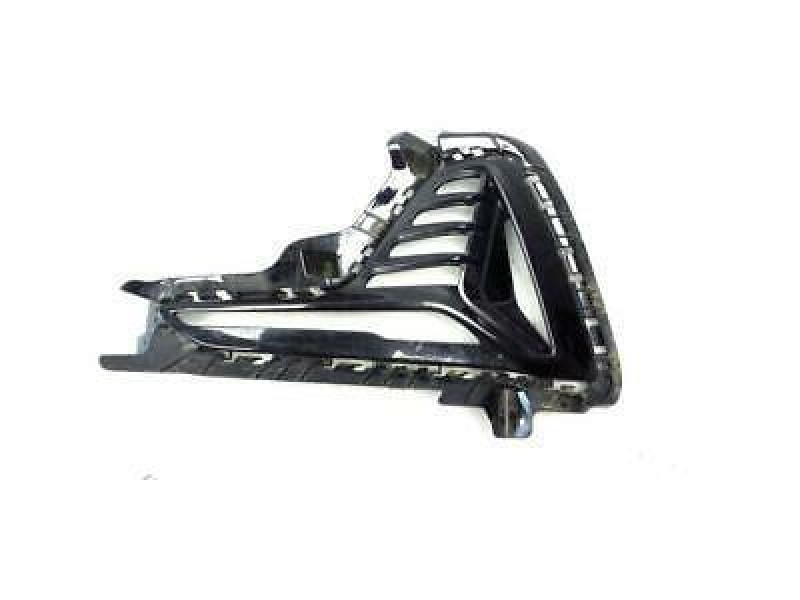 Решітка переднього бампера ліва Hyundai Sonata LF 17-19 (Тайвань) з отвором 86521C1AB0