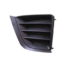 Решітка переднього бампера ліва Toyota Corolla E18 13-16 Європа (Тайвань) без отв., чорна 8148202430