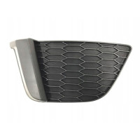 Решітка переднього бампера права Honda Jazz / Fit 15-17 (Тайвань) без отвора