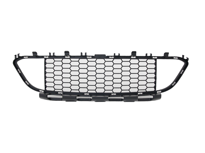 Решітка переднього бампера середня BMW 3 F30 M-Sport 12-15 (Тайвань) без круїзу 51118054132