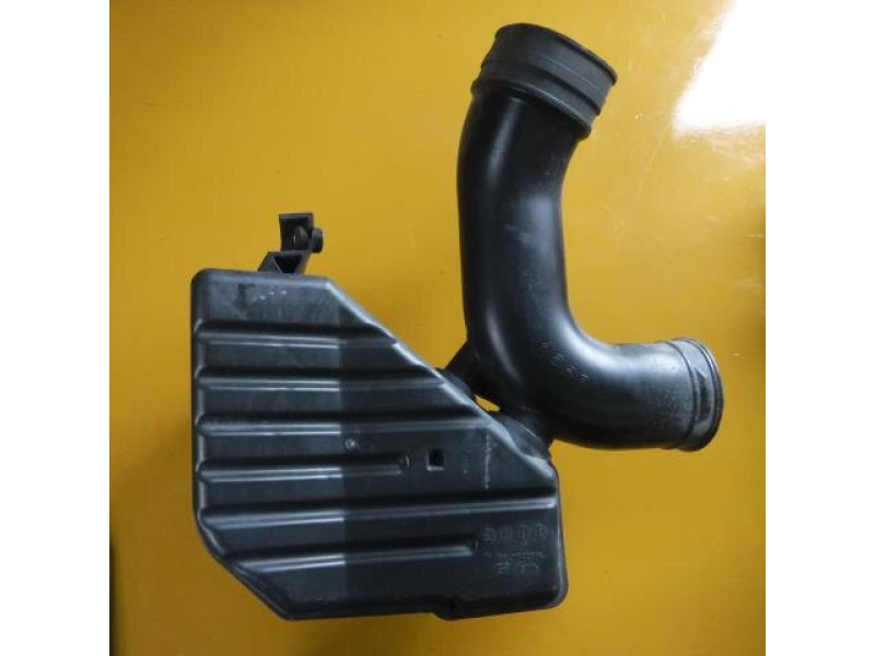 Резонатор повітряного фільтра Honda Accord 8 2008-2013, Acura TSX 2009-2014 (Китай) 17230RL2G00