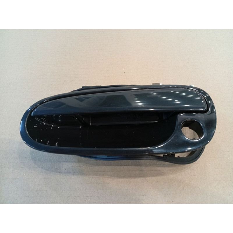 Ручка дверей передня ліва зовнішня Hyundai Matrix 2001-2010 Китай