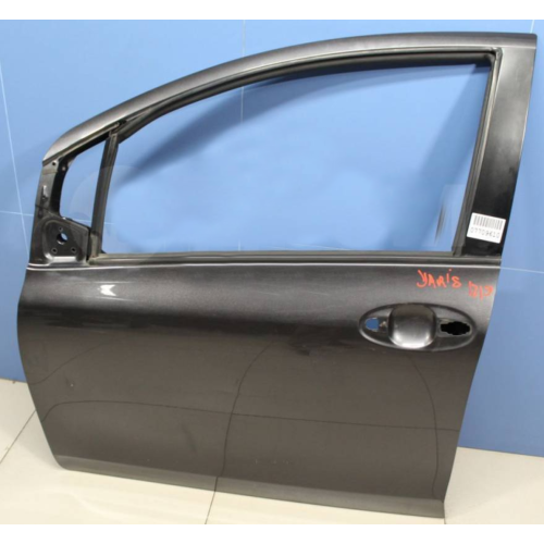 Двері передні ліві Toyota Yaris хетчбек 2006-2011 FPS 6700252340