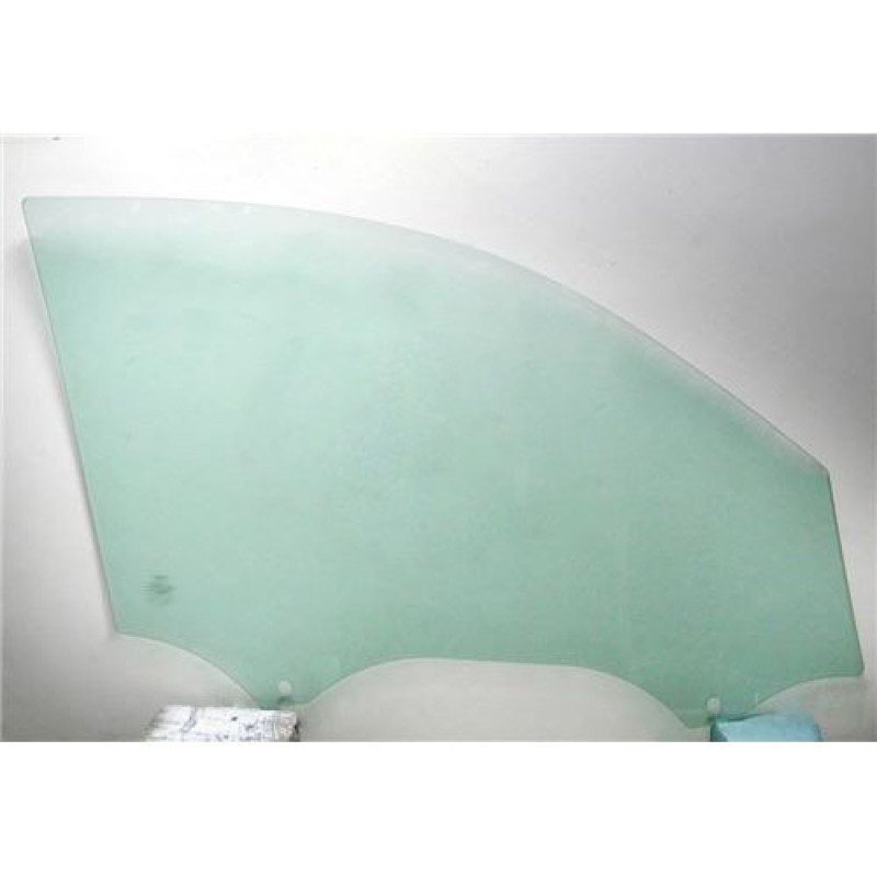 Скло дверне переднє ліве Audi Q3 11-18 (XYG)