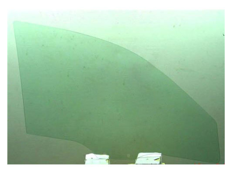 Скло дверне переднє ліве Mazda 626 1997-2002 GF GW