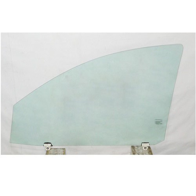 Скло дверне переднє ліве Mitsubishi L200 15- (Sekurit)