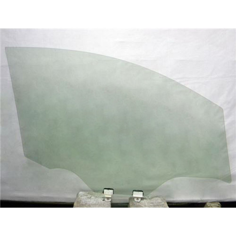 Скло дверне переднє ліве Nissan Leaf 11-17 (PGW)