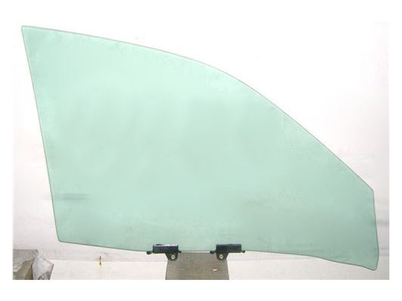 Скло дверне переднє ліве Nissan MaxIMA 2000-2004 QX A33