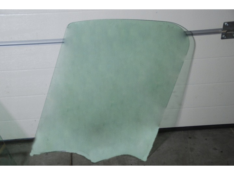 Скло дверне переднє ліве Renault Trafic 3 14-, Opel Vivaro 2 14-19 (Sekurit)