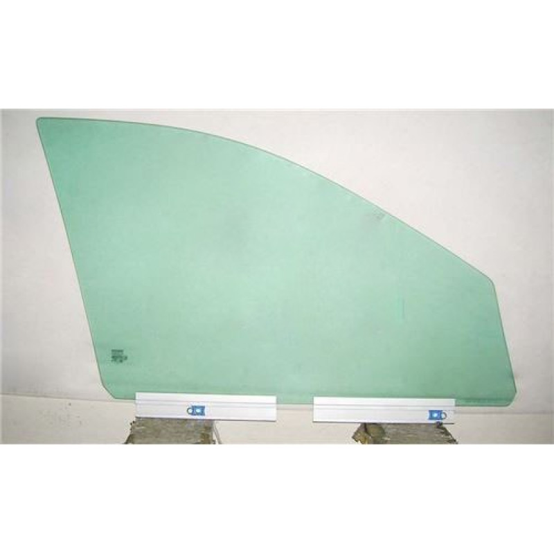 Скло дверне переднє ліве Volvo XC90 2002-