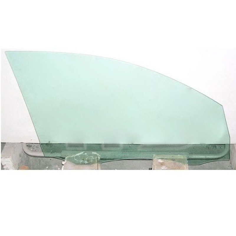 Скло дверне переднє ліве VW Golf 6 09-12 XYG