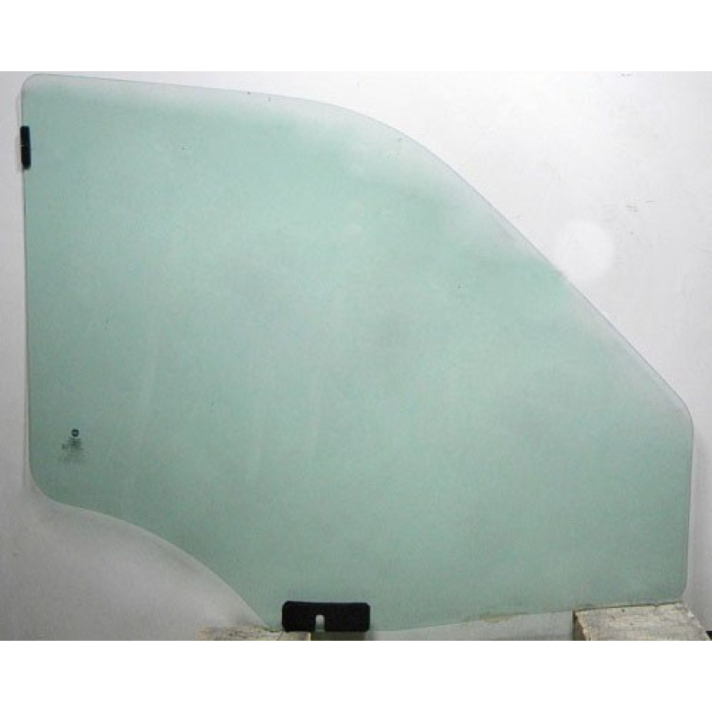 Скло дверне переднє праве Fiat Doblo 10- (XYG)