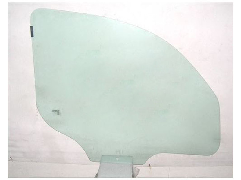 Скло дверне переднє праве Fiat Doblo 2000-2010