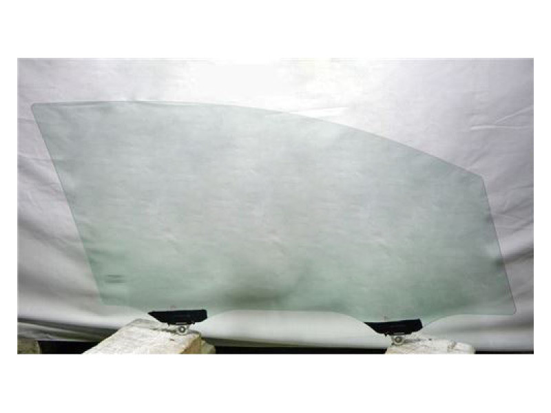 Скло дверне переднє праве Honda Civic 12 - седан (Sekurit)