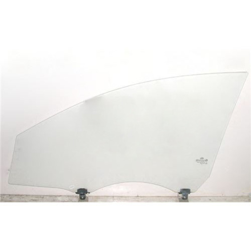 Скло дверне переднє праве Kia Cerato 09-12 XYG