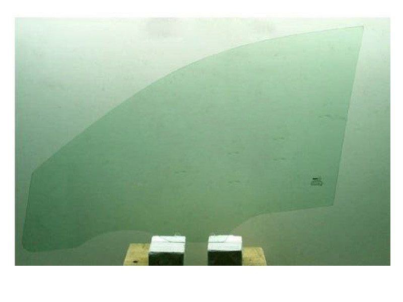 Скло дверне переднє праве Kia Rio 2000-2005