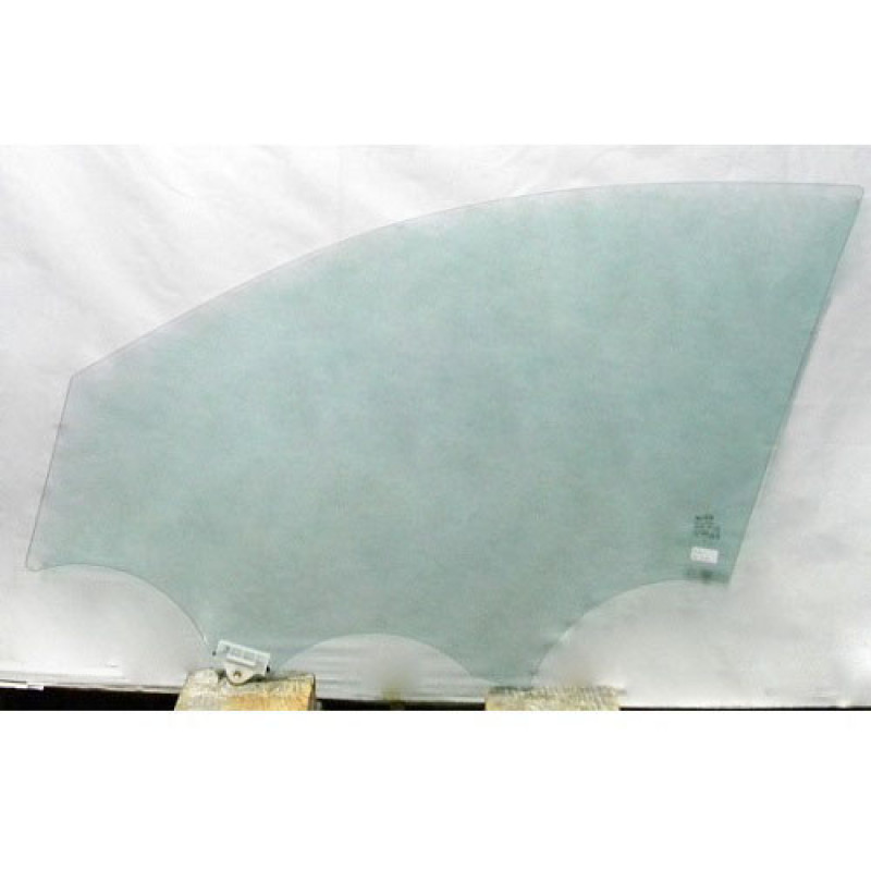 Скло дверне переднє праве Kia Sorento 15-18, 18- (XYG)