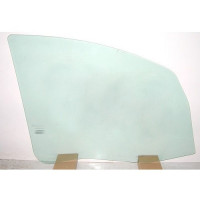 Скло дверне переднє праве Mitsubishi Colt 2004-2009 Z30