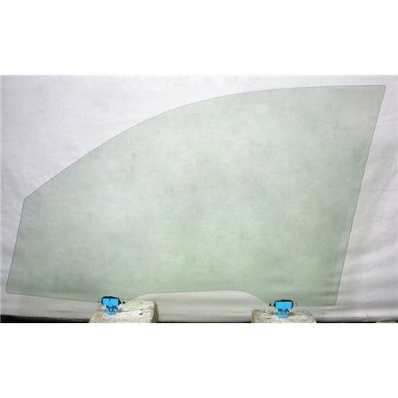 Скло дверне переднє праве Mitsubishi OUTLAN 3 12 - XYG