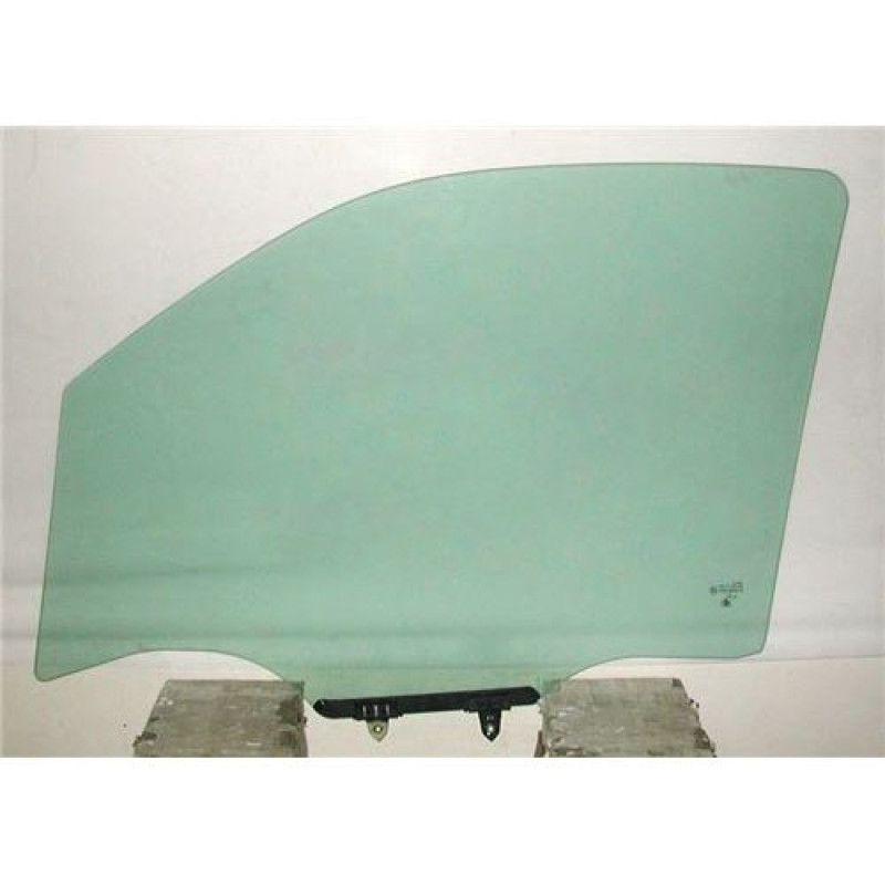 Скло дверне переднє праве Nissan Pathfinder, Navara 05-13 (XYG) 