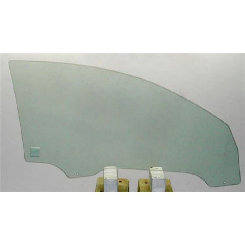Скло дверне переднє праве Peugeot 206 1998-2009