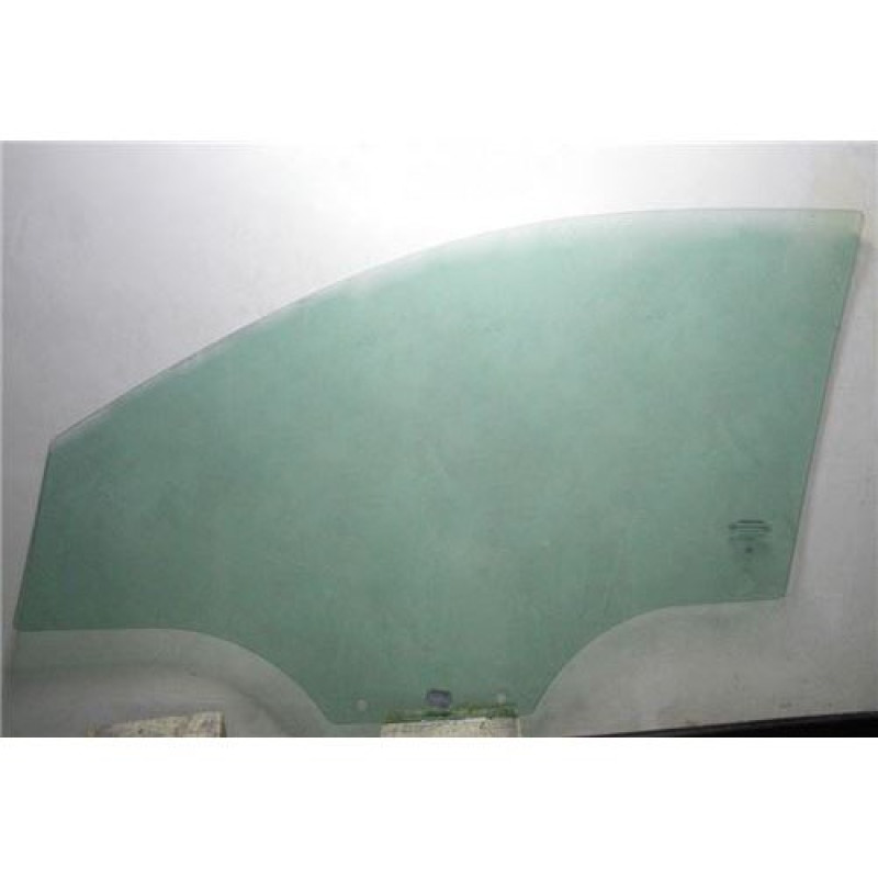 Скло дверне переднє праве SsangYong KORANDO 10 - XYG