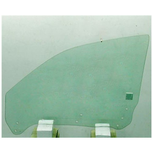 Скло дверне переднє праве Subaru Impreza 2003-2005