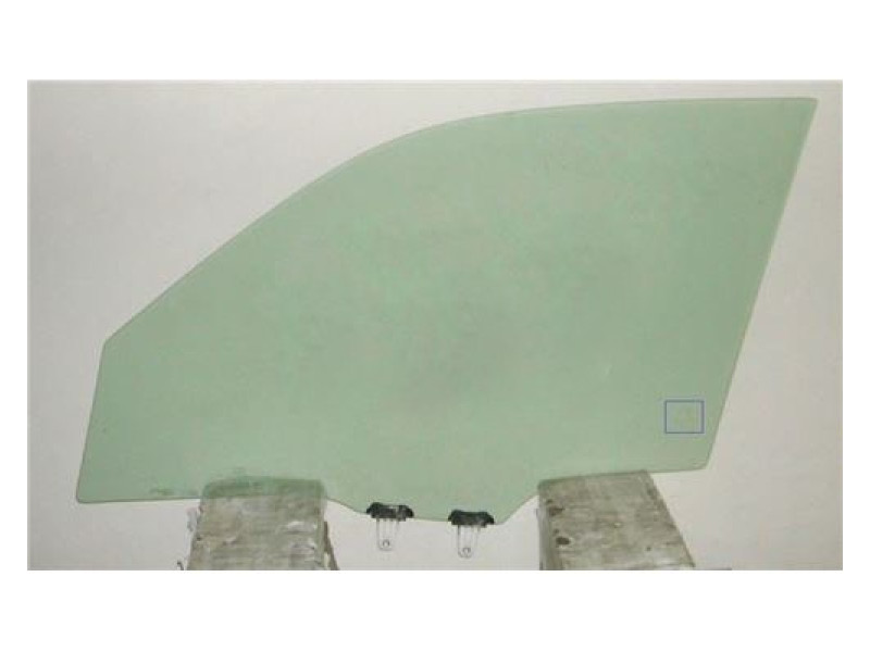Скло дверне переднє праве Suzuki Grand Vitara 06-14 (XYG)