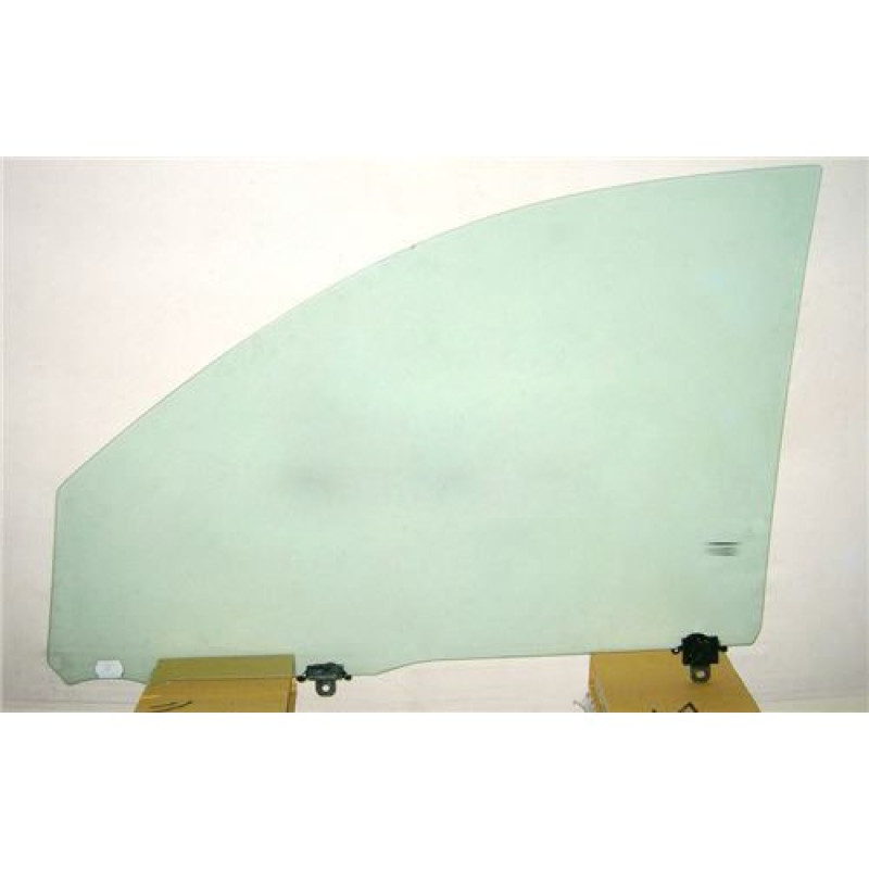Скло дверне переднє праве Toyota Yaris 99-06 (XYG)