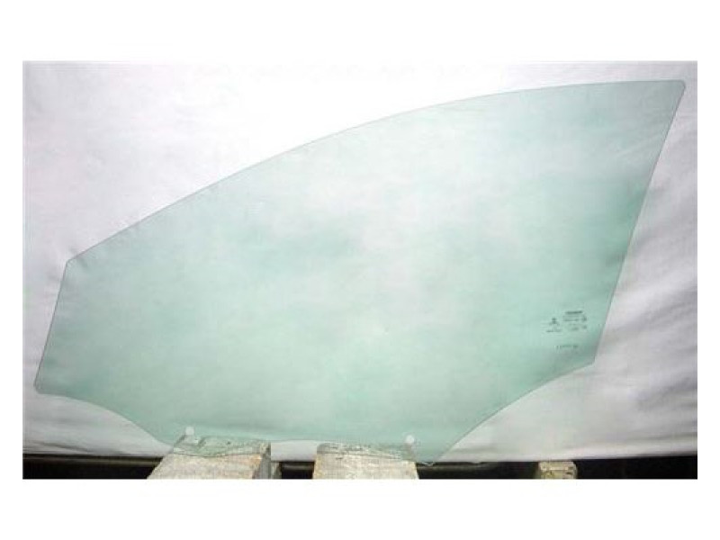 Скло дверне переднє праве Volvo V40 12- (Sekurit)