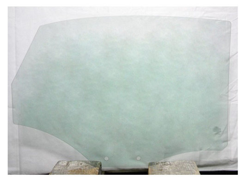 Скло дверне заднє ліве Audi A3 12-20 седан (Sekurit)