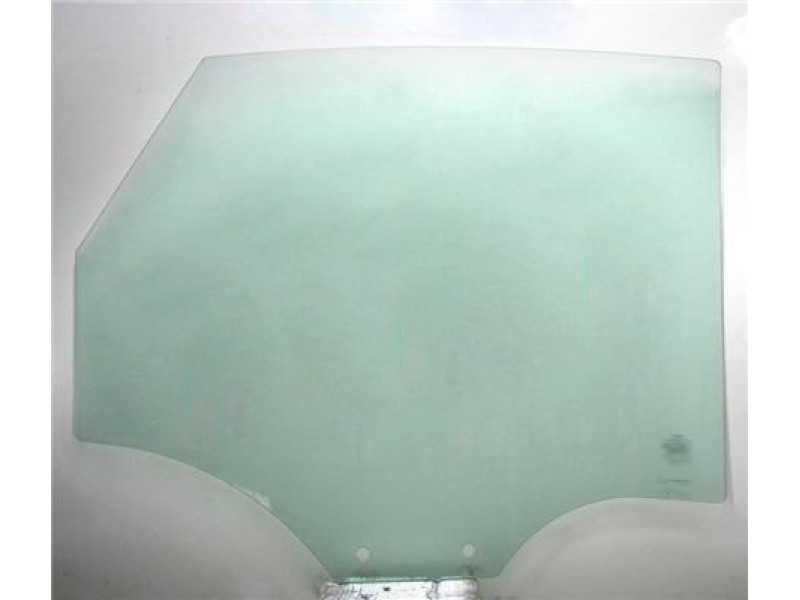 Скло дверне заднє ліве Audi Q3 11-18 (XYG)