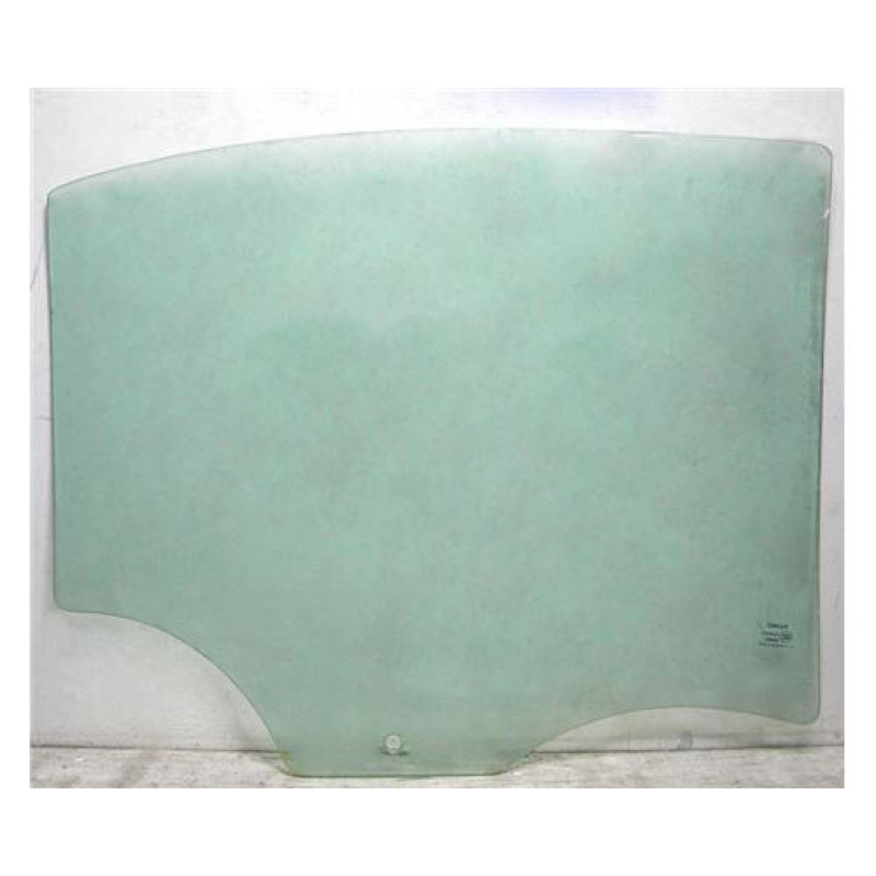 Скло дверне заднє ліве Chevrolet Malibu 12-15 (XYG) 