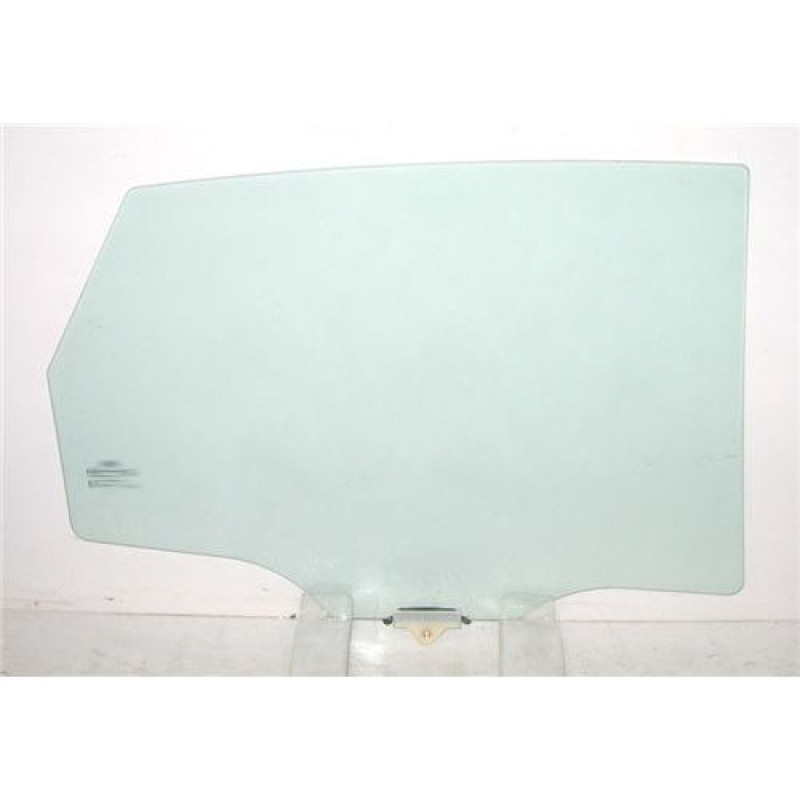 Скло дверне заднє ліве Hyundai I30 07-12 (XYG)