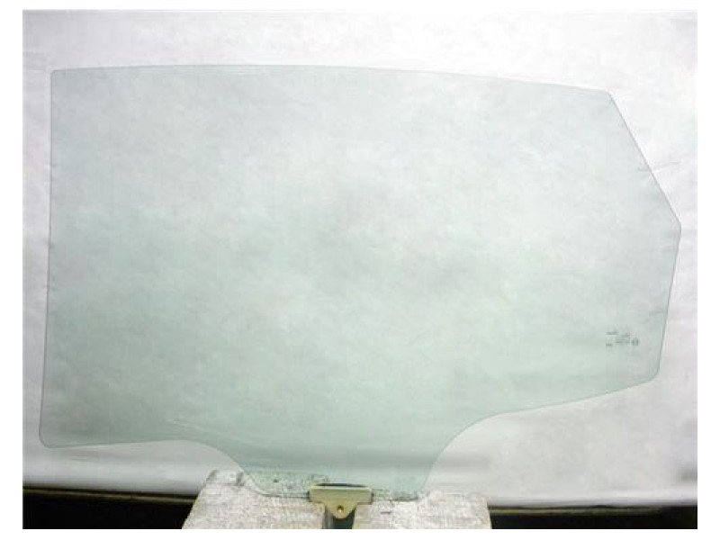 Скло дверне заднє ліве Kia CEED 5D 12 - XYG