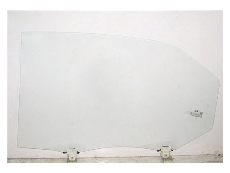 Скло дверне заднє ліве Kia Cerato 09-12 XYG