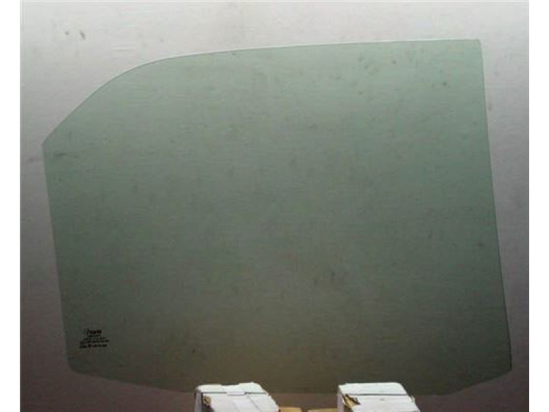 Скло дверне заднє ліве Lexus RX 1999-2003