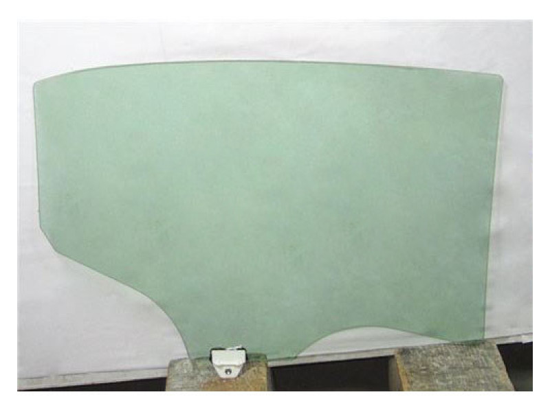 Скло дверне заднє ліве Mazda 2 DJ 14-19 (XYG)