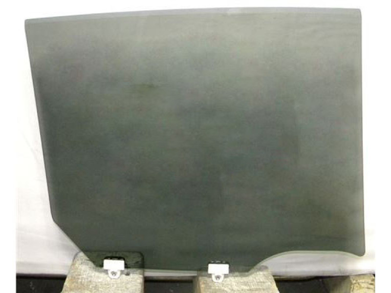 Скло дверне заднє ліве Nissan Leaf 11-17 (XYG)