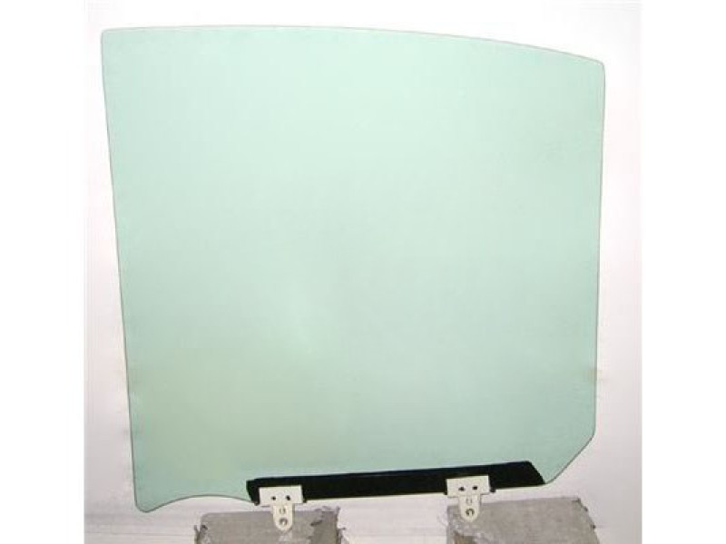 Скло дверне заднє ліве Nissan Micra K12 03-10 (XYG)