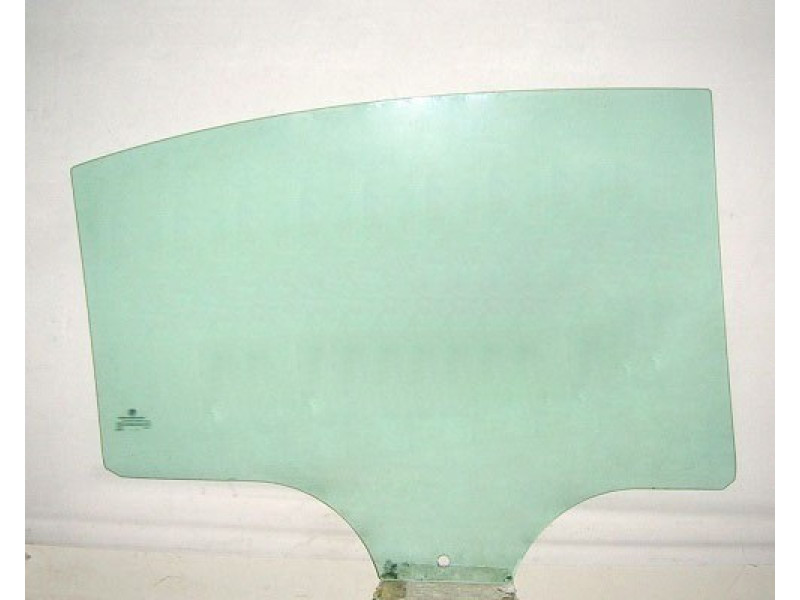 Скло дверне заднє ліве Skoda Superb 1 02-08 (XYG)