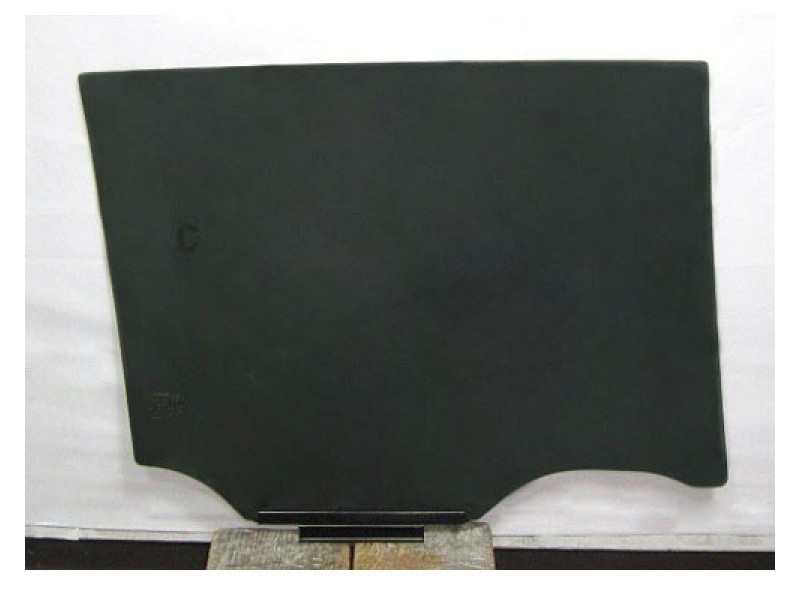 Скло дверне заднє ліве Subaru Outback 2015- (PGW)