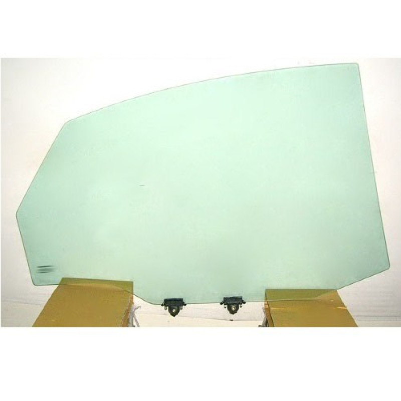 Скло дверне заднє ліве Toyota Avensis T22 хетчбек 97-03 (XYG)