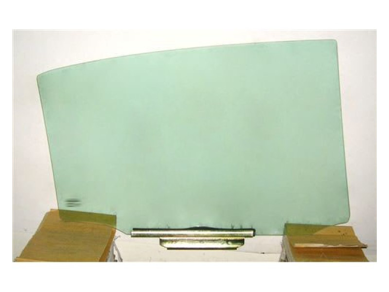 Скло дверне заднє ліве Toyota Corolla E12 хетчбек 02-07 (Sekurit)