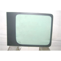 Скло кузовне заднє ліве довга база VW Caddy 3 04-15 (XYG)