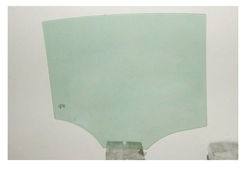 Скло дверне заднє ліве VW Golf Plus 04-09 Sekurit