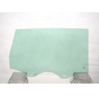 Скло дверне заднє праве Audi Q7 06-15 (XYG)